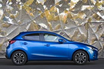 Mazda 2 SkyActiv-G 90 GT-M