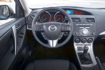 Mazda 3 Sedan