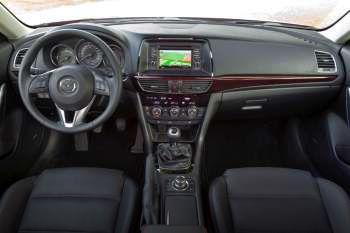 Mazda 6 SportBreak SkyActiv-G 2.0 165hp Skylease+