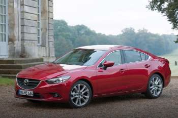 Mazda 6 SkyActiv-G 2.0 165hp Skylease+