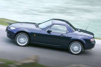 Mazda MX-5 Roadster Coupe 1.8 Executive