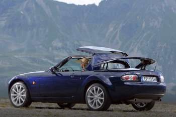 Mazda MX-5 Roadster Coupe