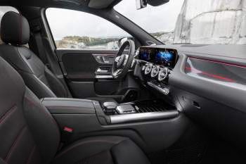 Mercedes-Benz GLA 200 D Business Solution