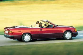 Mercedes-Benz 300 CE-24 Cabrio