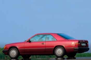 Mercedes-Benz 200-series Coupe