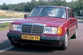 Mercedes-Benz 300 E