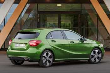 Mercedes-Benz A 180 D Business Solution AMG