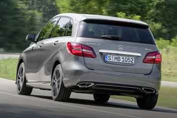 Mercedes-Benz B 200 D Business Solution AMG