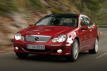 Mercedes-Benz C-class 2004