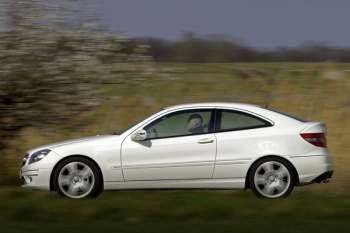 Mercedes-Benz CLC 160 BlueEFFICIENCY Business Class