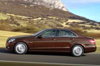 Mercedes-Benz E 200 CGI BlueEFFICIENCY Avantgarde