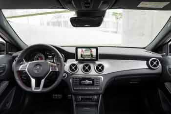 Mercedes-Benz GLA 180 D Ambition