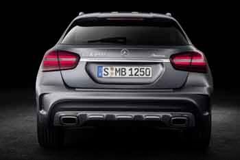 Mercedes-Benz GLA 180 D Business Solution