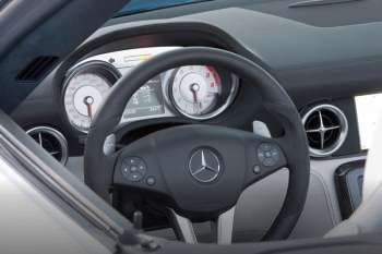 Mercedes-Benz SLS AMG 2011