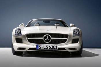 Mercedes-Benz SLS AMG Roadster