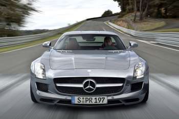 Mercedes-Benz SLS AMG