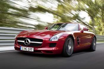 Mercedes-Benz SLS AMG