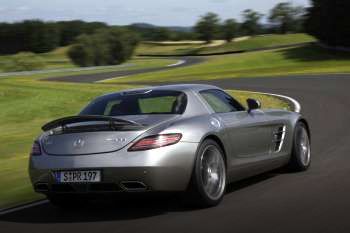 Mercedes-Benz SLS AMG