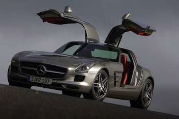 Mercedes-Benz SLS AMG