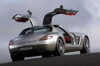 Mercedes-Benz SLS AMG