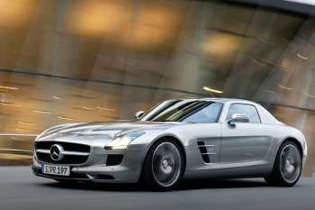 Mercedes-Benz SLS AMG 2010