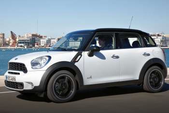 Mini Countryman Cooper S ALL4 Salt