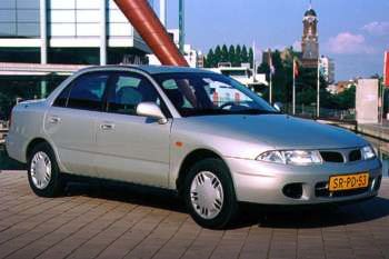 Mitsubishi Carisma 1.6 GLi