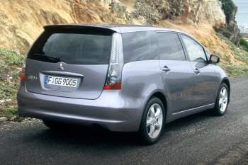 Mitsubishi Grandis 2004