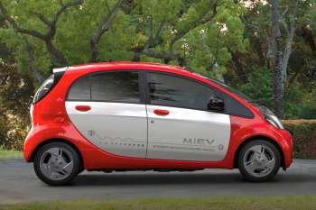 Mitsubishi i-MiEV 2010