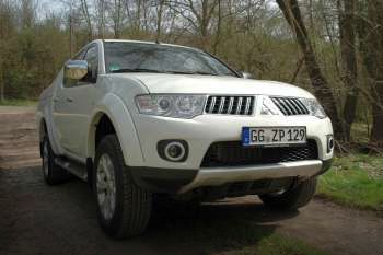 Mitsubishi L200 Double Cab 2.5 DI-D 4WD Invite