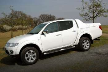 Mitsubishi L200 Double Cab 2.5 DI-D 4WD Invite