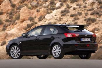 Mitsubishi Lancer Sportback 2.0 DI-D Intense