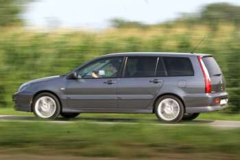 Mitsubishi Lancer Wagon 1.6 Intense