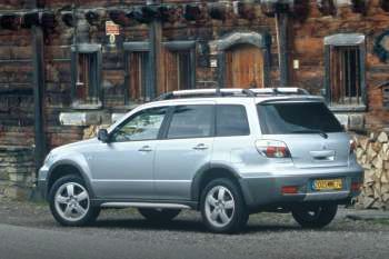 Mitsubishi Outlander Sport 2006