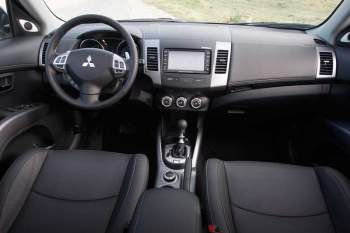 Mitsubishi Outlander 2010