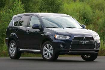 Mitsubishi Outlander 2.0 2WD Invite