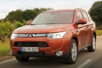 Mitsubishi Outlander PHEV Executive Edition