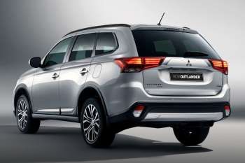 Mitsubishi Outlander 2015