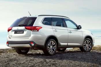 Mitsubishi Outlander 2.0 ClearTec Instyle 2WD