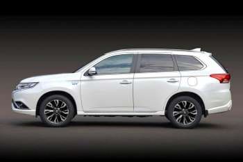 Mitsubishi Outlander 2.0 ClearTec Instyle+ 4WD