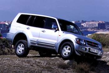 Mitsubishi Pajero 2000