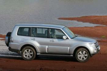 Mitsubishi Pajero LWB