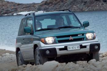 Mitsubishi Pajero Pinin 2000