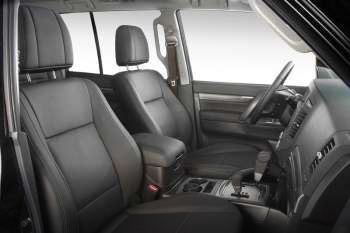 Mitsubishi Pajero SWB 3.2 DiD Instyle