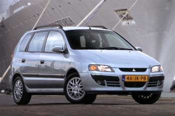 Mitsubishi Space Star 1.6 Invite Silver Pack