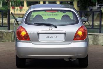 Nissan Almera 2002