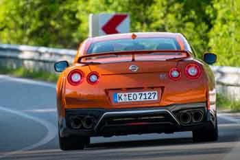 Nissan GT-R Black Edition