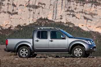 Nissan Navara Double Cab 2.5 DCi SE