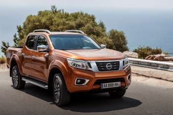 Nissan NP300 Navara Double Cab 2.3 DCi 190 Acenta