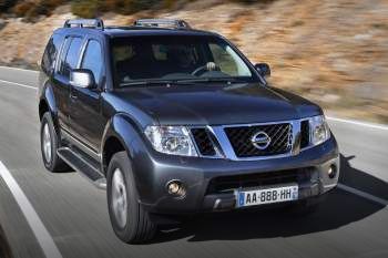 Nissan Pathfinder Van 2.5 DCi LE